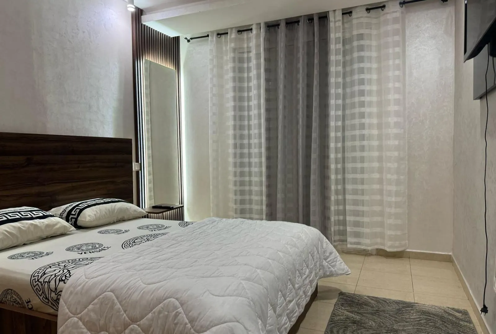 Poolside Comfort , Balcony View , Near Marina & Souk El Had Agadir Apartman